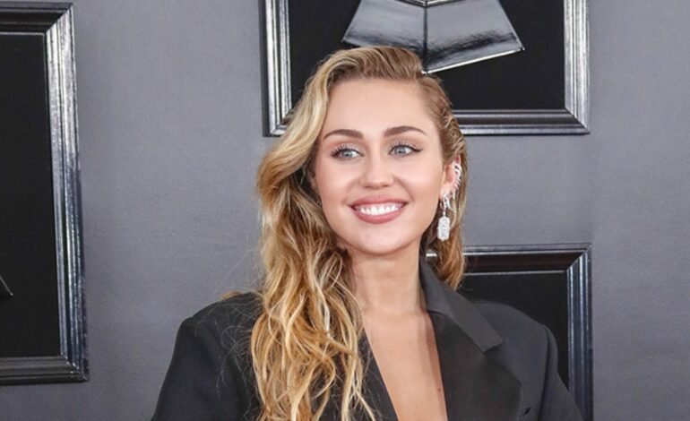 Miley Cyrus Explains How she Covered up Her Errors