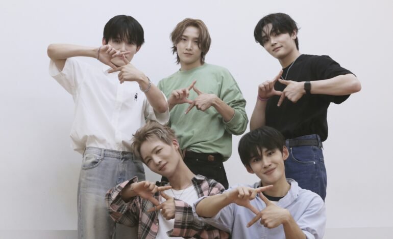 Featuring Two North Korean Defectors, K-Pop Group 1VERSE Makes Their Debut