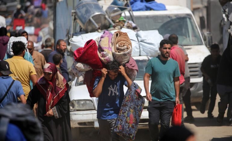 As Israel Continues its Ground Offensive, Gaza City is Being Bombed