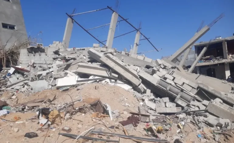 Israel Opens Temporary Evacuation Route for Gazans to Flee Besieged City