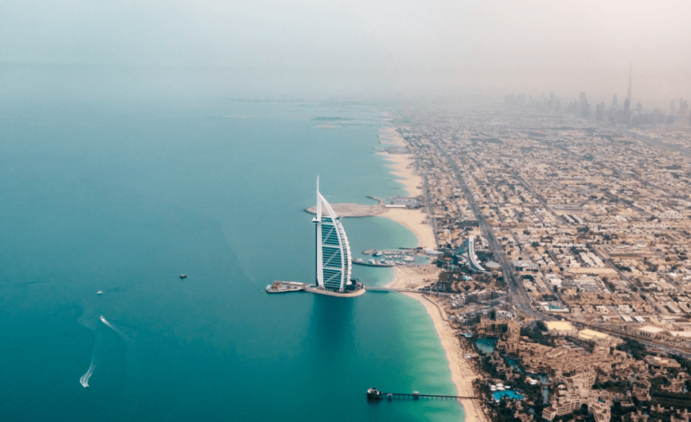 Fraudsters And a Bank in Abu Dhabi Were fined Dhs 35,000 for Exploiting a Woman’s Debit Card