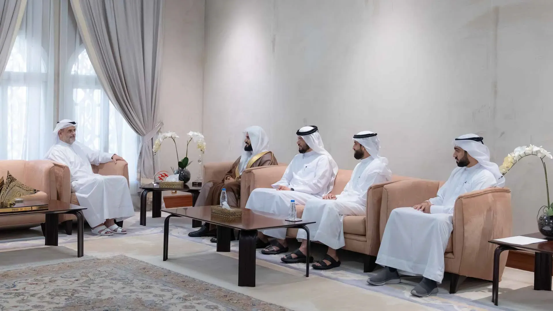 Reciter Al Kurdi is Given to The Crown Prince of Sharjah
