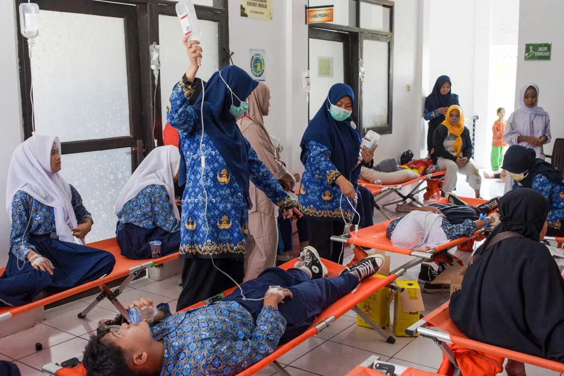 Indonesia Looks into 700 More Cases of illness Following the Consumption of free School Meals