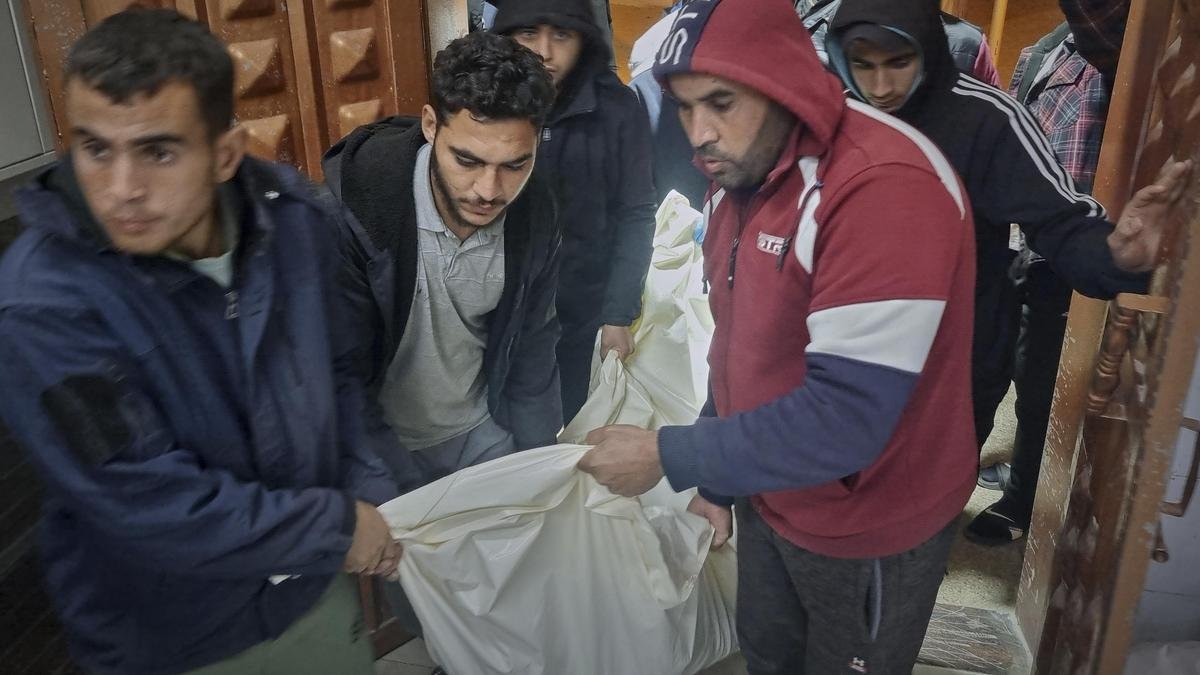 According to Gaza Hospital Officials, Israel Turns over the Bodies of Thirty Palestinians