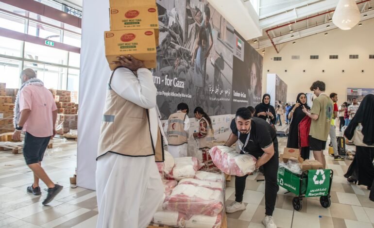 As Volunteers Finish More Than 10 Million Meals for Palestinians, Sheikh Mohammed Thanks Everyone Who Took Part
