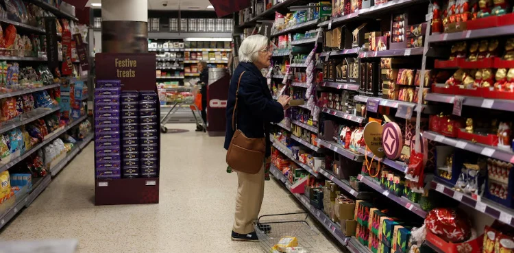 In November, UK Inflation Fell to 3.2%, Exceeding Expectations