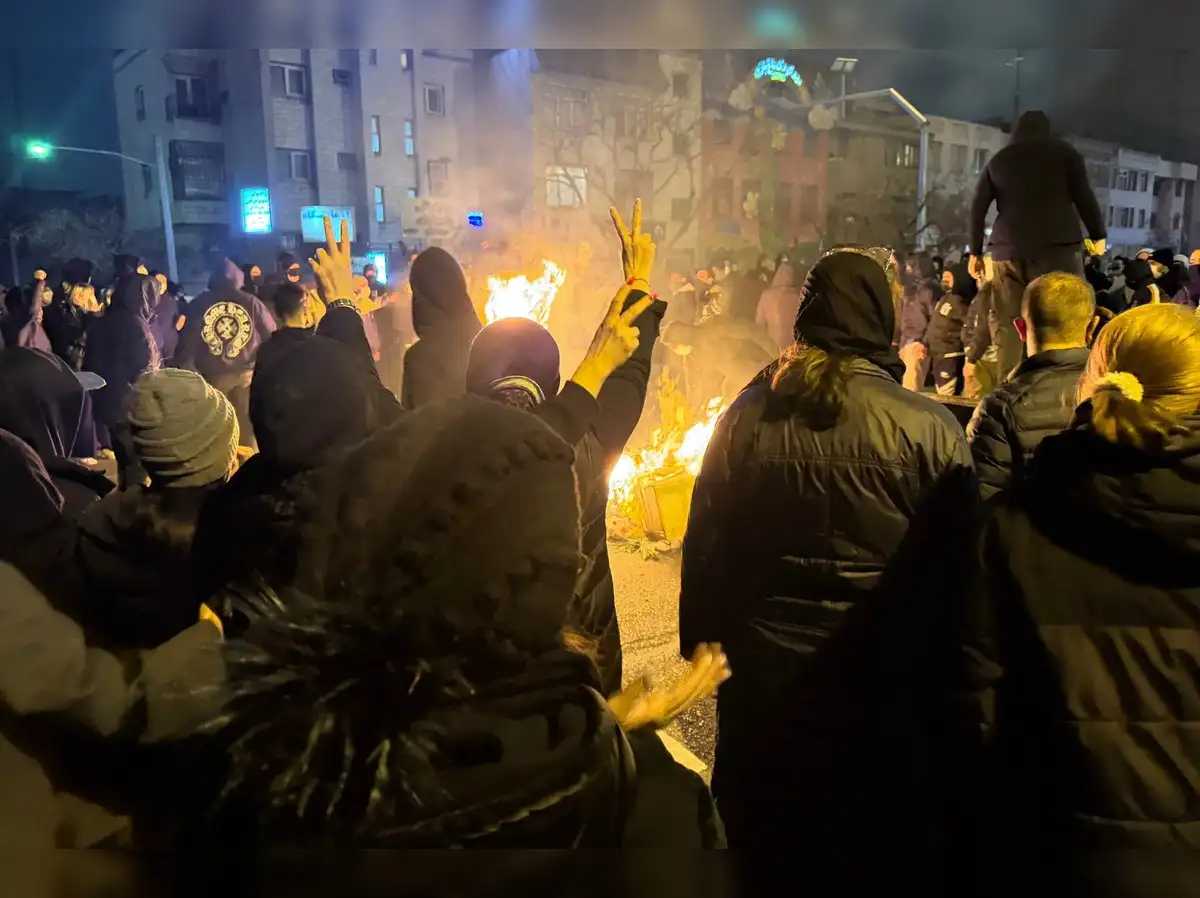 Trump Says that “Help is On its way After 2,000 People were Killed in Protests in Iran