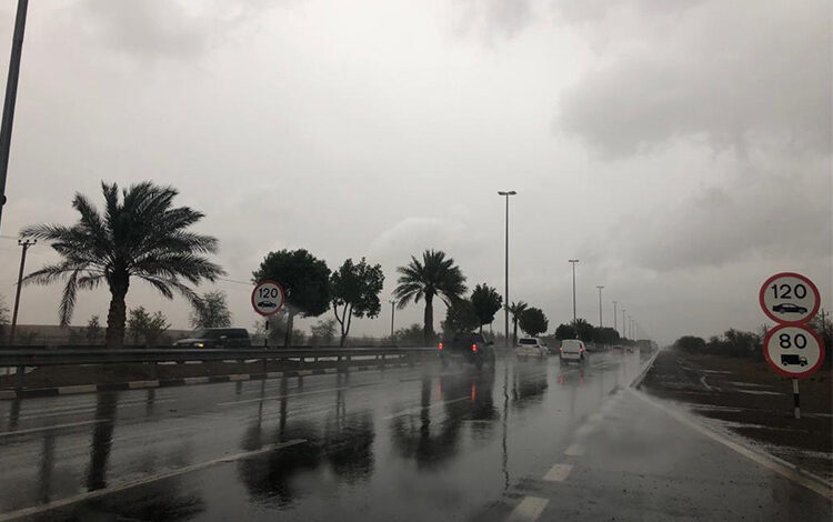 Heavy Rain and Thunderstorms are Expected in the UAE Due to a New Round of Unpredictable Weather