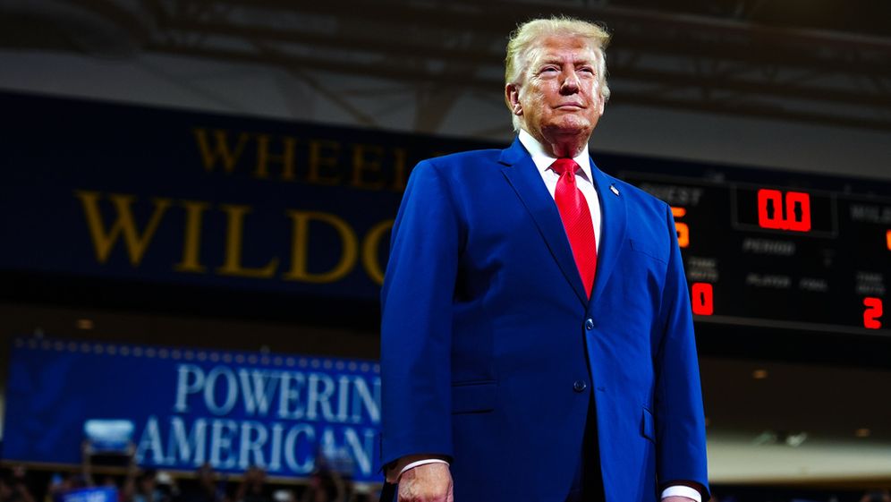 Trump Sees ‘Good Chance’ for Iran Deal, Warns Strikes Could Resume if Negotiations Fail