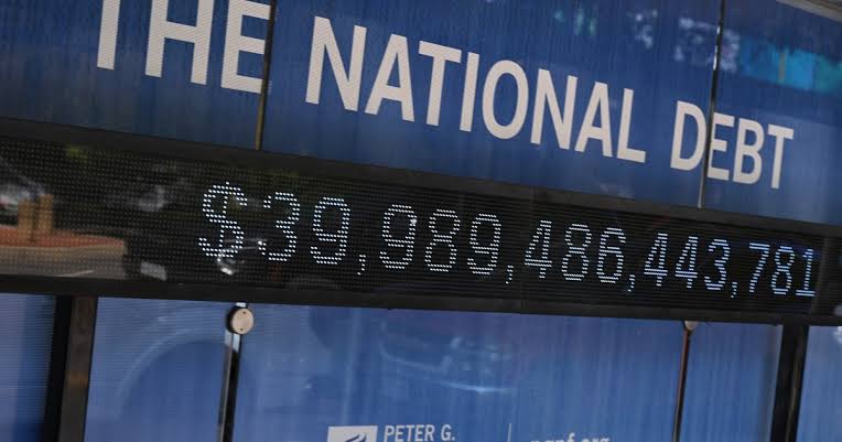 The US National Debt has Surpassed $40 Trillion for The First Time